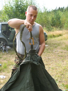 Teltan ripustus ulkopuolelta