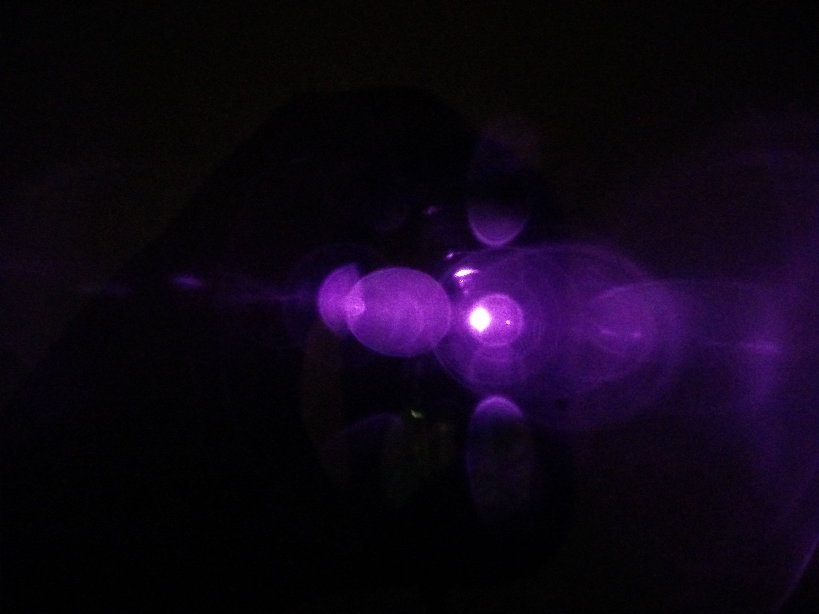 Älä tuijota laseria, vaikkei se heti sokaisisikaan